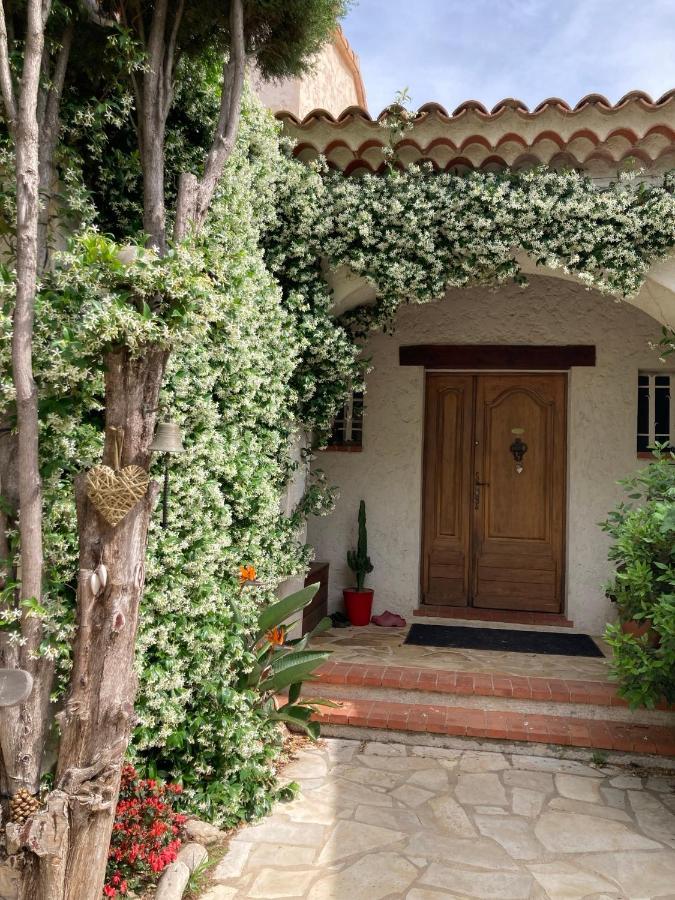 Le Chene Et L'Eau Bed & Breakfast รอกเกอบรูน-ซูร์-อาร์ฌ็องส์ ภายนอก รูปภาพ